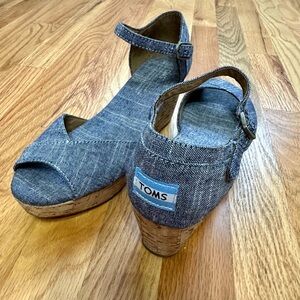 Toms Wedges